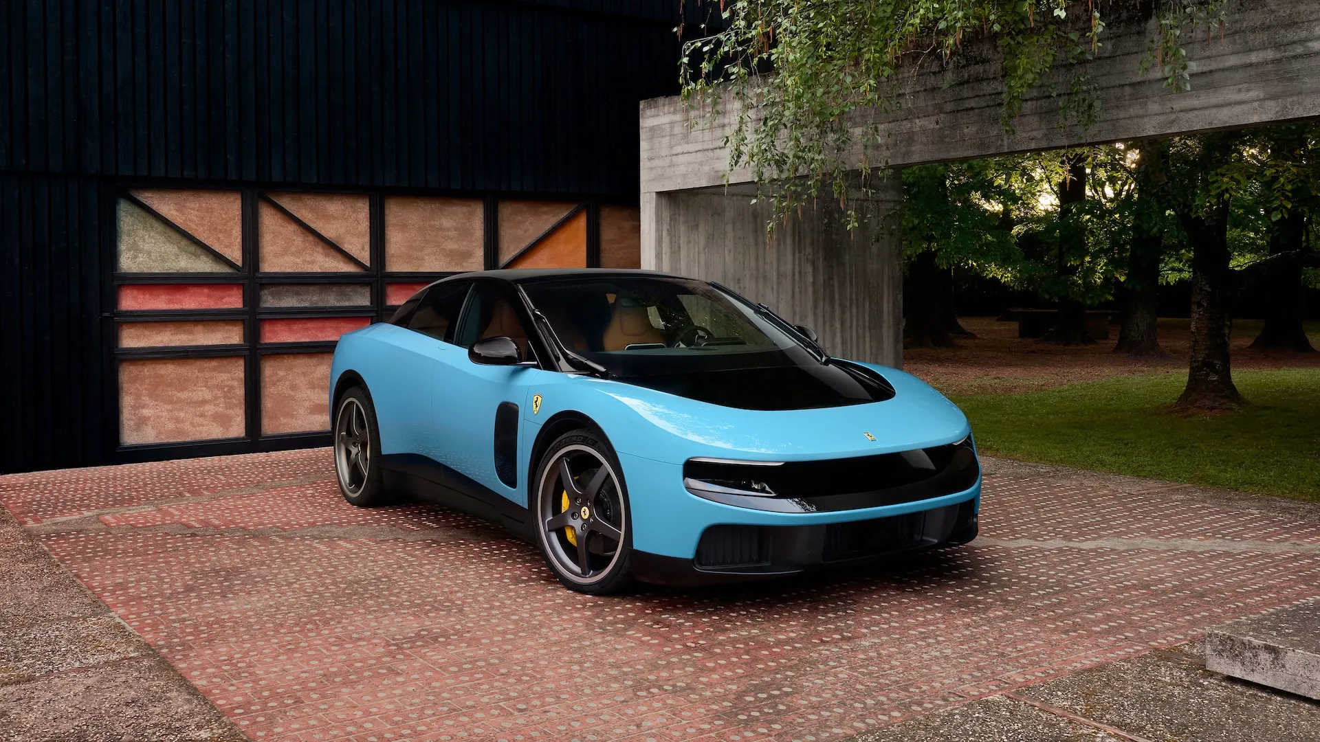 Ferrari Luce three-quarter exterior